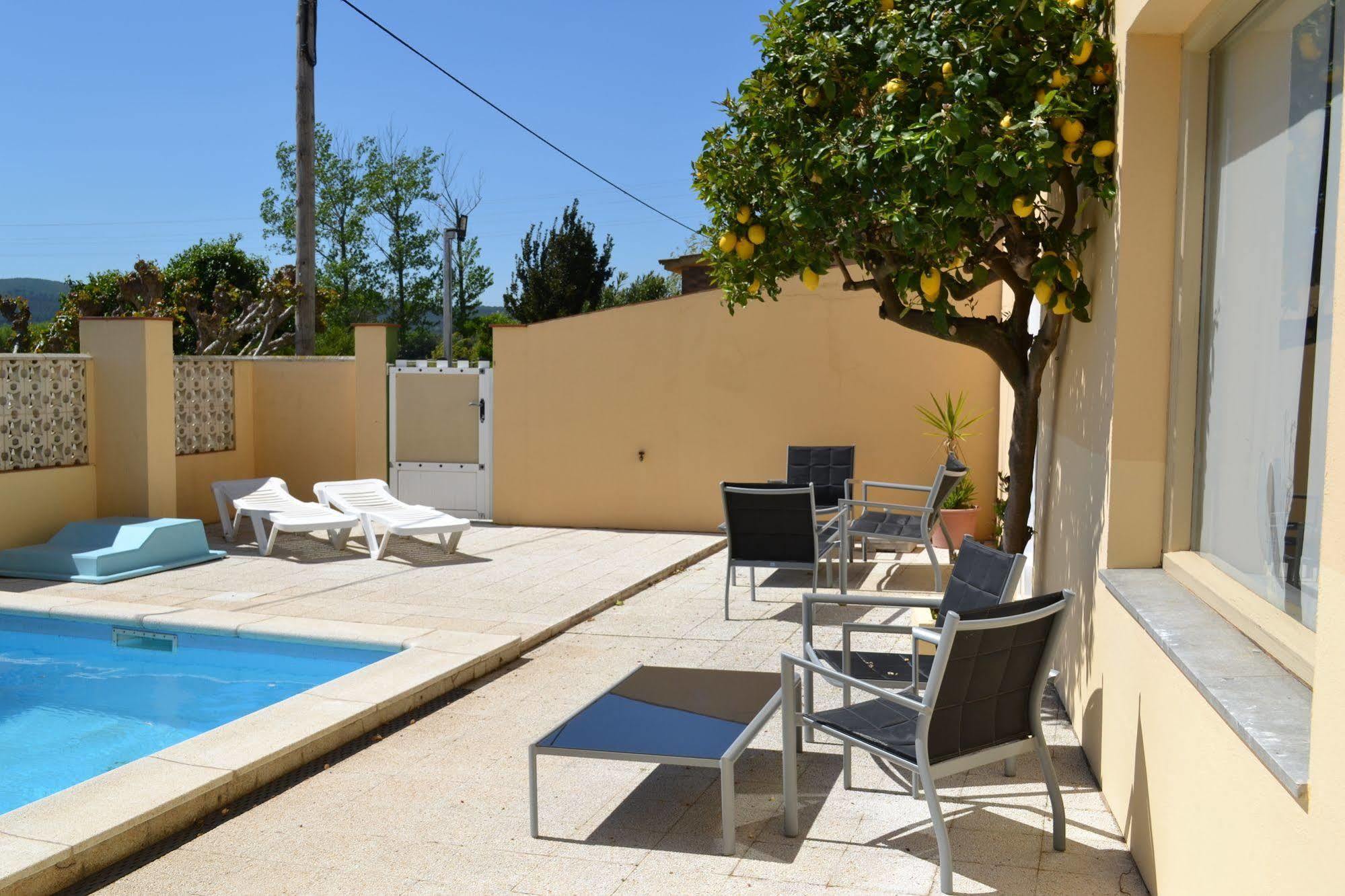 Hostal L'Esplai Viladamat Exterior photo